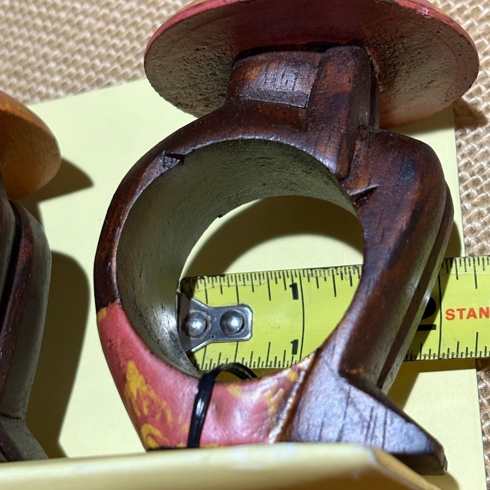 Pier 1 Imports Napkin Ring Holders Carved Wood Asian Hat Set Of‎ 4 New In Box - Picture 10 of 11